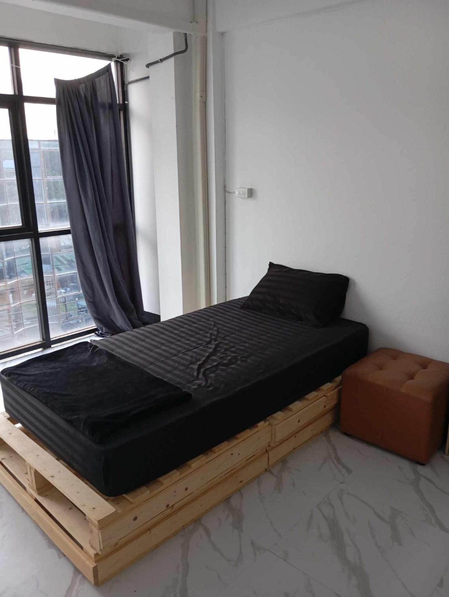 Lita Guesthouse Chiang Mai Bagian luar foto